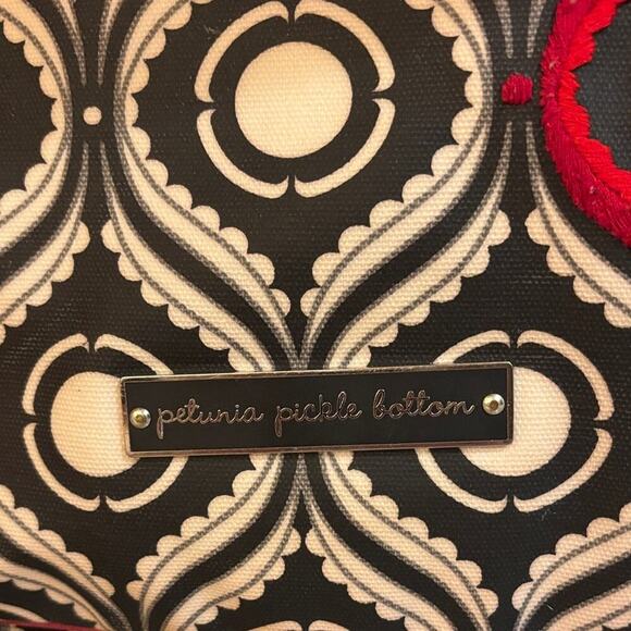 Petunia Pickle Bottom Black & Cream Baby Diaper Bag Tote (Large) - Picture 2 of 6